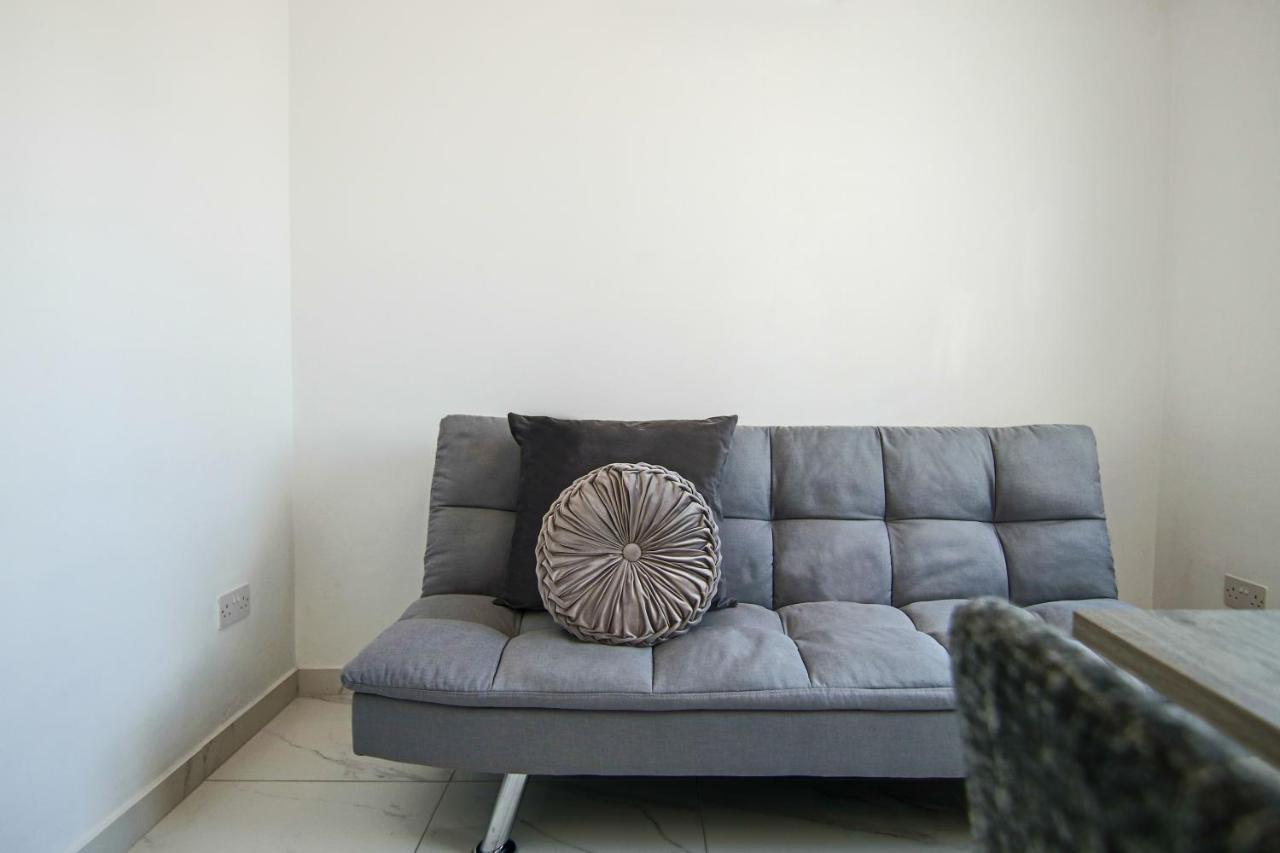 Phaedrus Living: Seaside Luxury Flat Lighthouse 66 Appartement Paphos Buitenkant foto